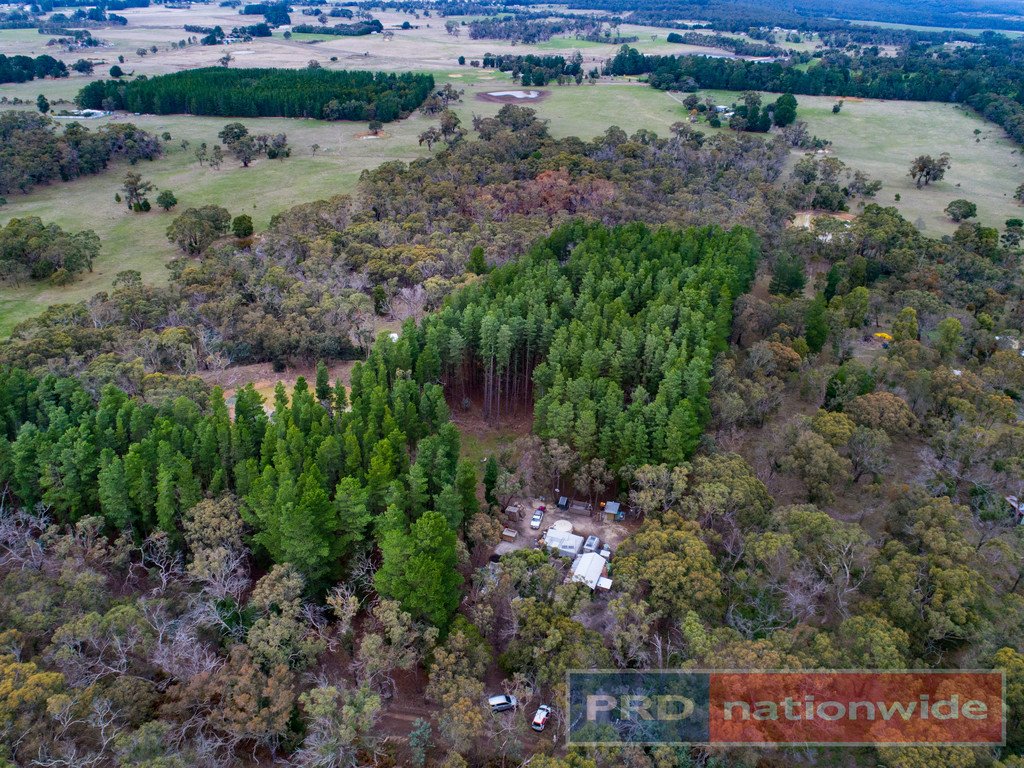 18 Log Cabin Lane CARNGHAM 2