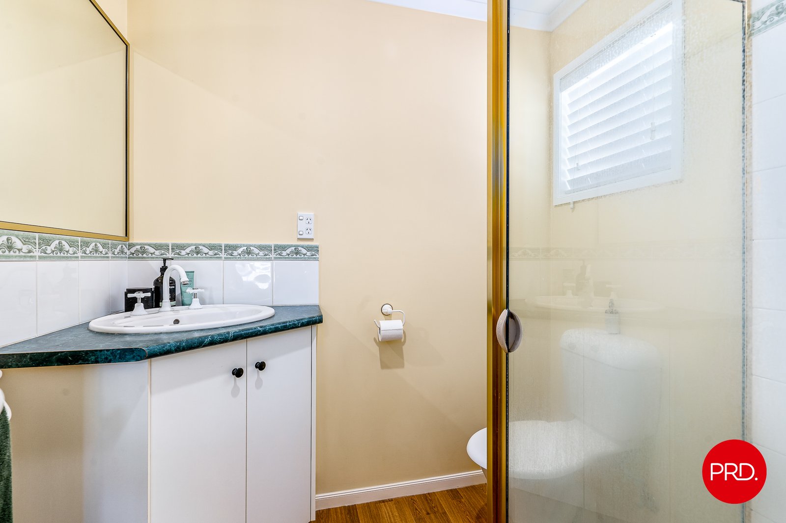 18 Londey Street KANGAROO FLAT 12