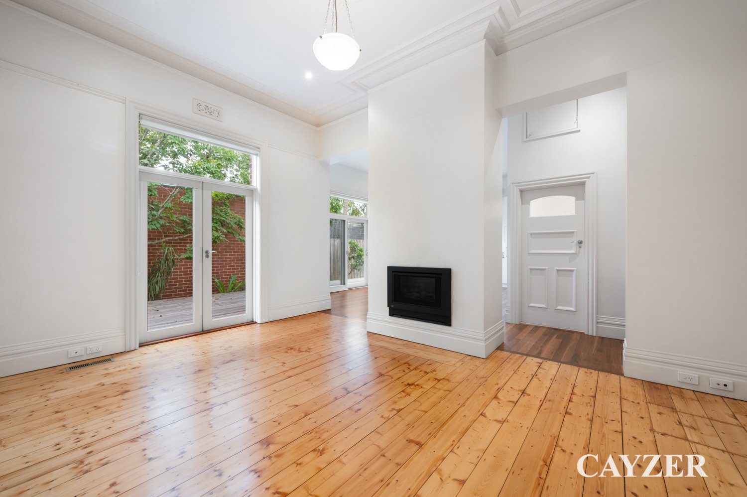 Gallery: 18 Longmore Street