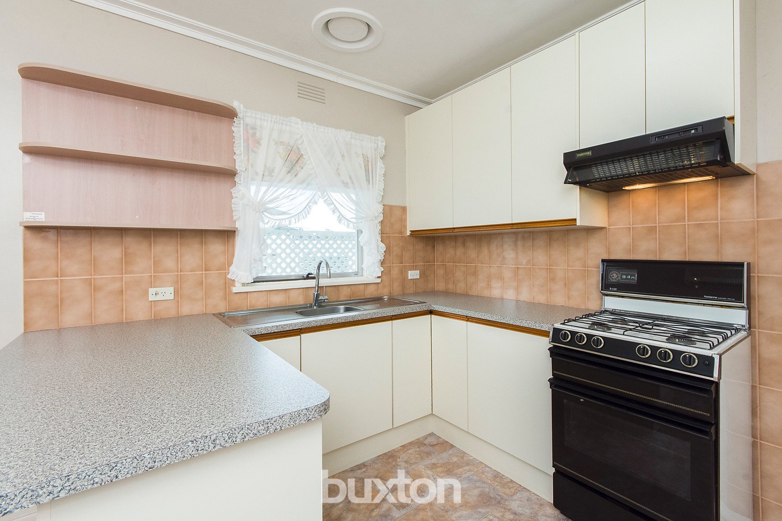 Gallery: 18 MacArthur Avenue