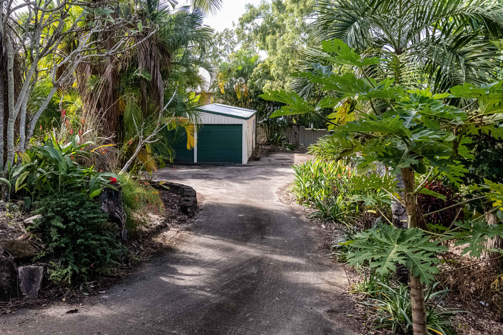 18 Macarthur Dr  CANNONVALE 10