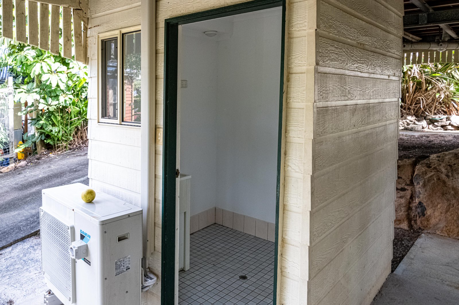 18 Macarthur Dr  CANNONVALE 11