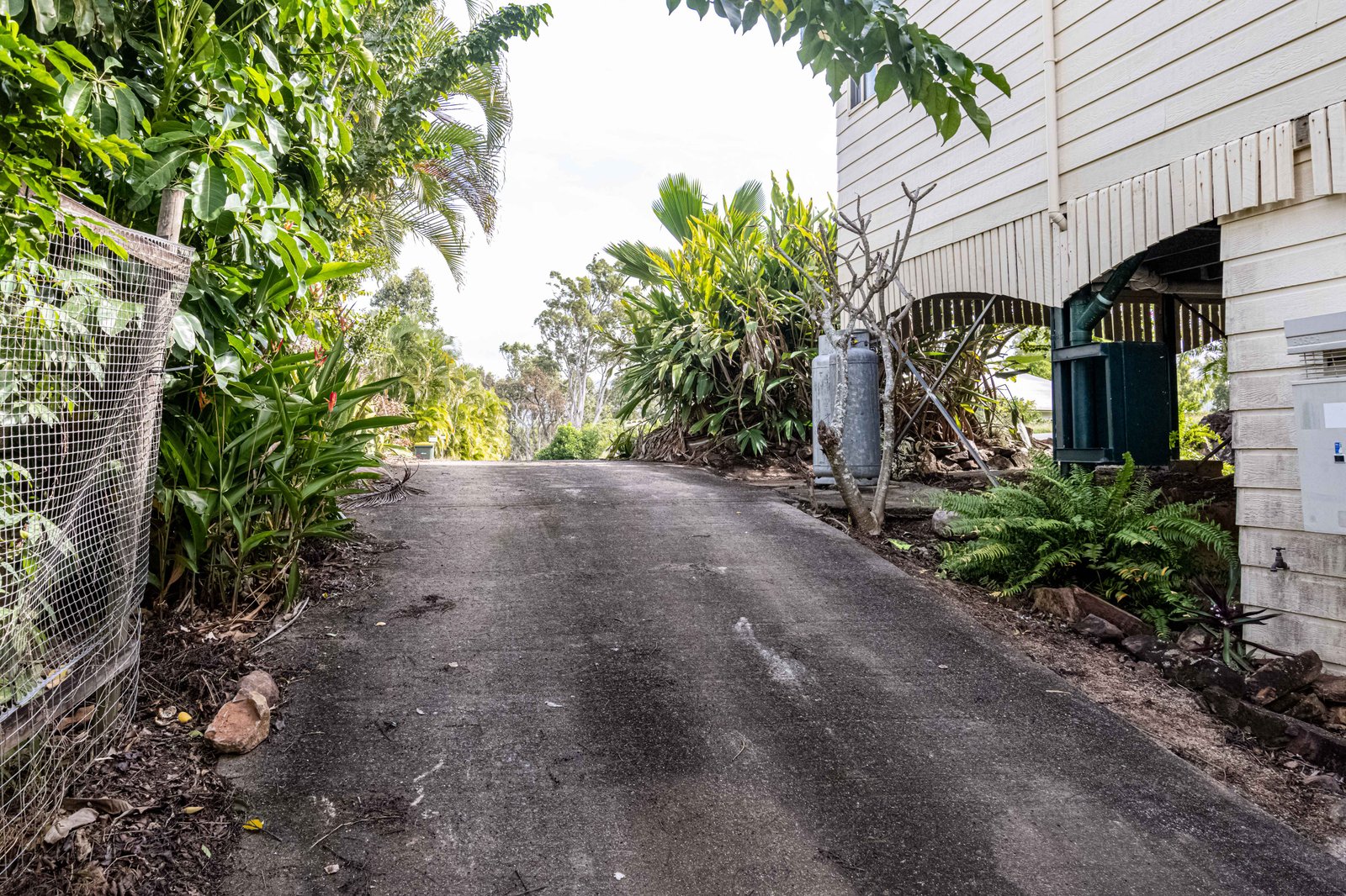 18 Macarthur Dr  CANNONVALE 14