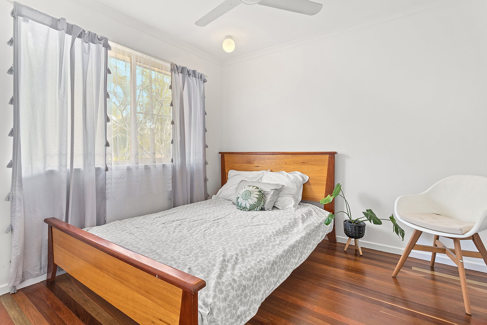 18 Macarthur Drive CANNONVALE 12