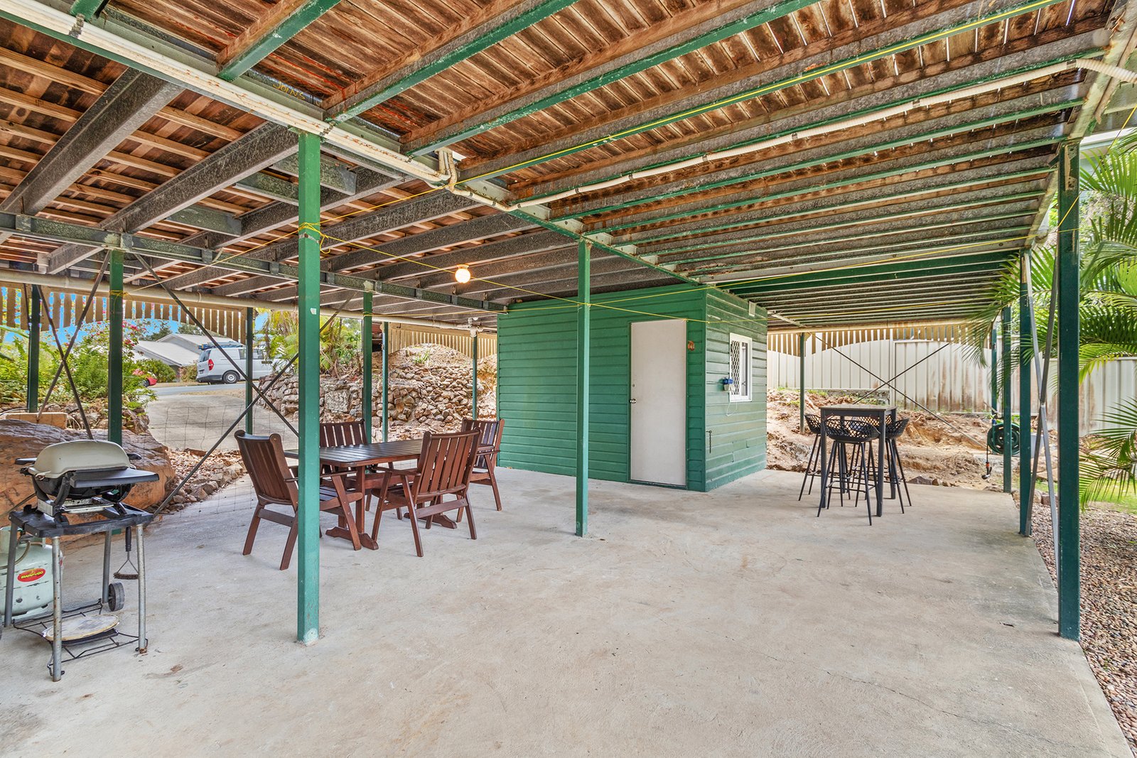 18 Macarthur Drive CANNONVALE 16