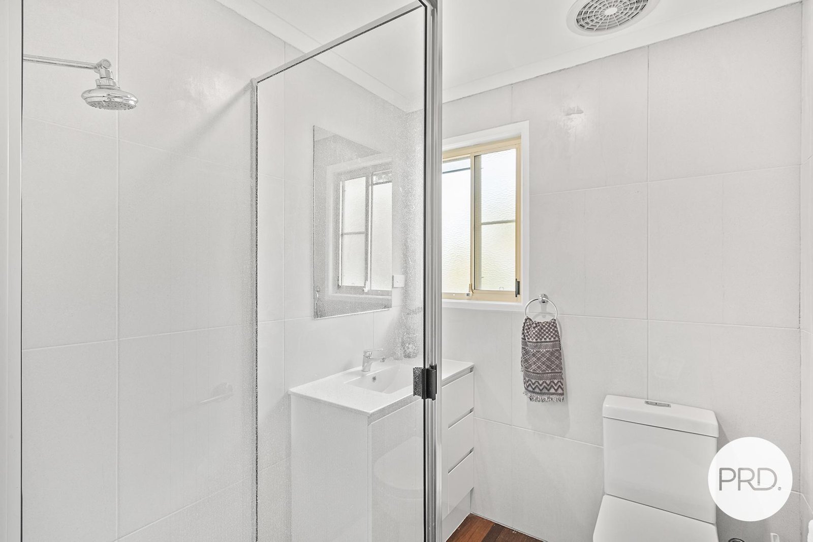 18 Macarthur Drive CANNONVALE 7
