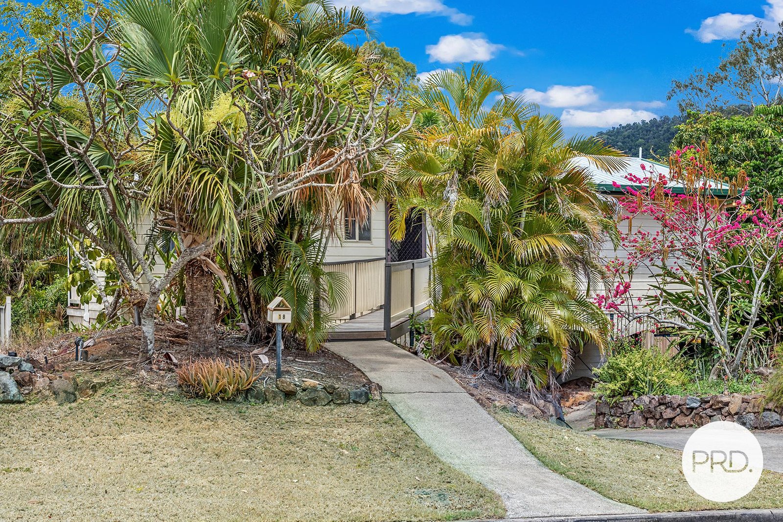 18 Macarthur Drive CANNONVALE 13