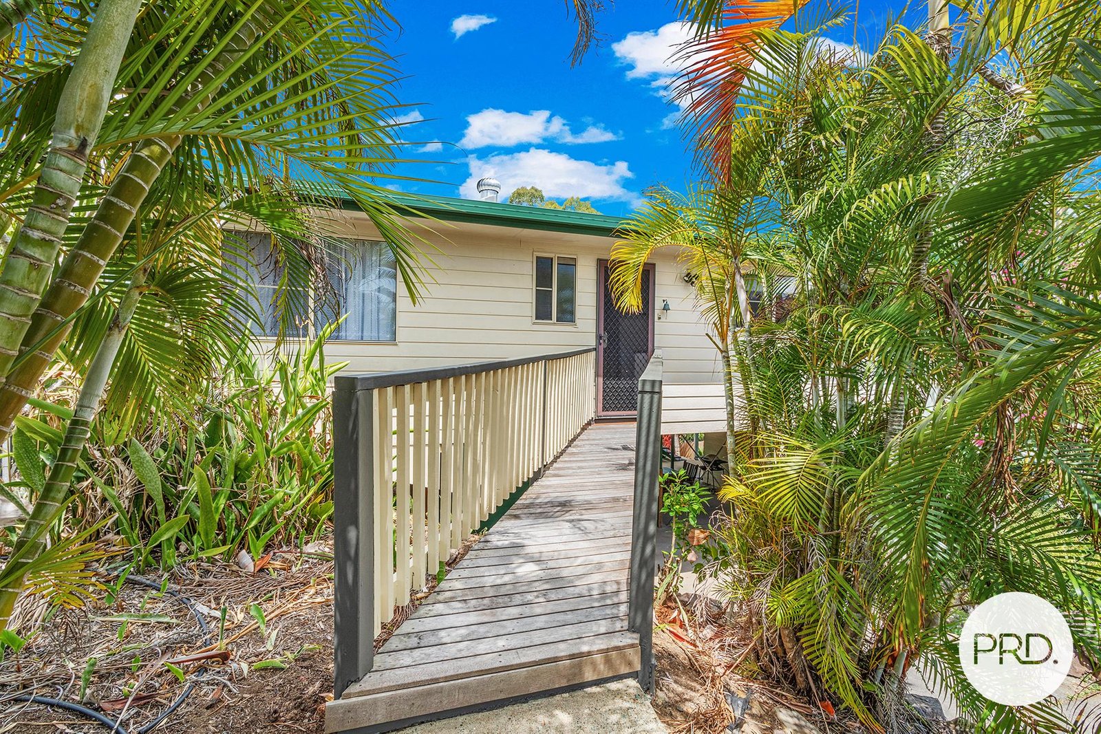 18 Macarthur Drive CANNONVALE 14