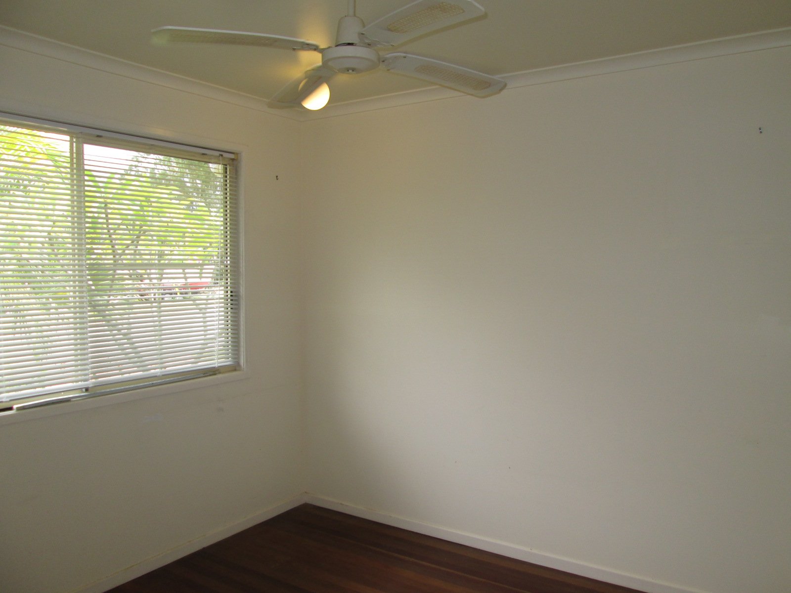 18 Macarthur Drive CANNONVALE 8