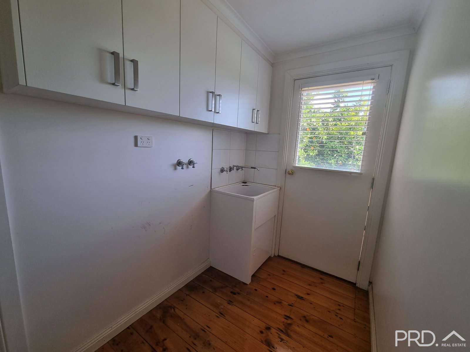 18 Malkin Ave  UNDERBOOL 14