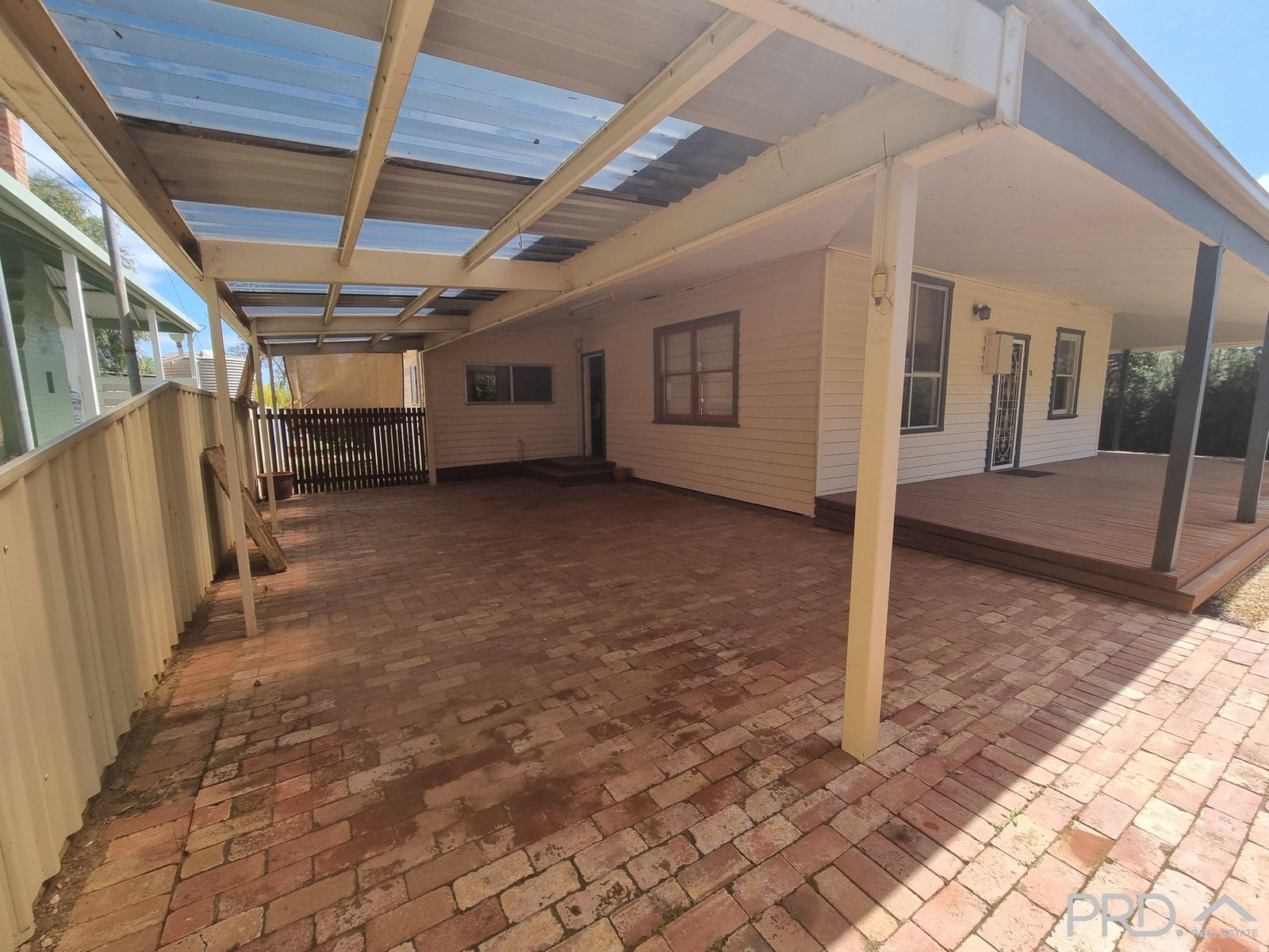 18 Malkin Ave  UNDERBOOL 15