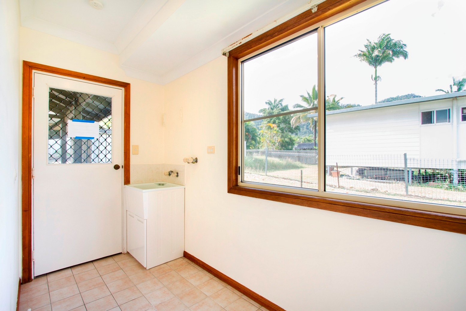 18 Mandalay Road MANDALAY 11