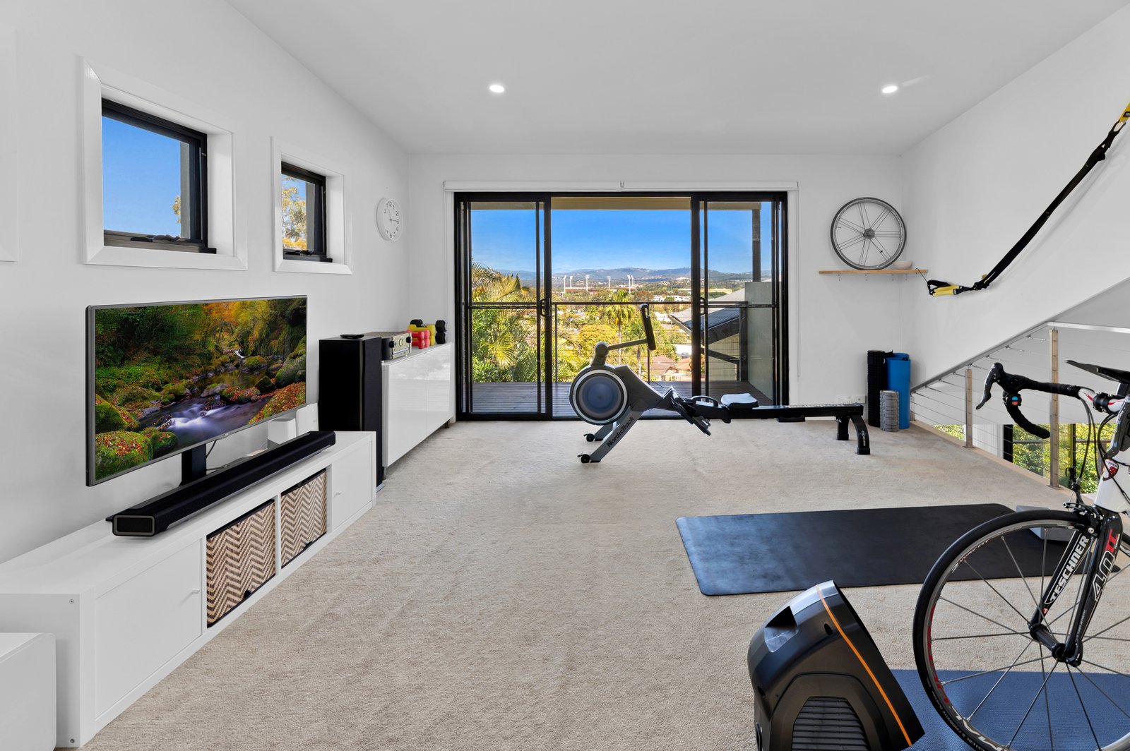 18 Maralinga Drive ASHMORE 10