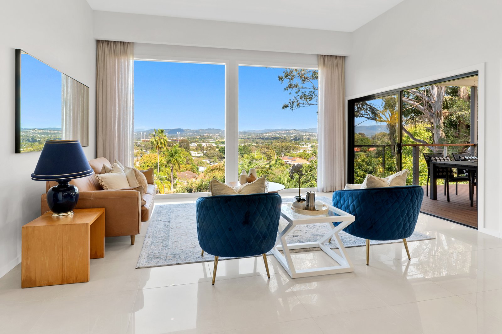18 Maralinga Drive ASHMORE 14