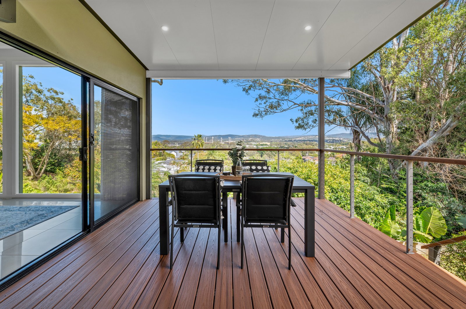 18 Maralinga Drive ASHMORE 15