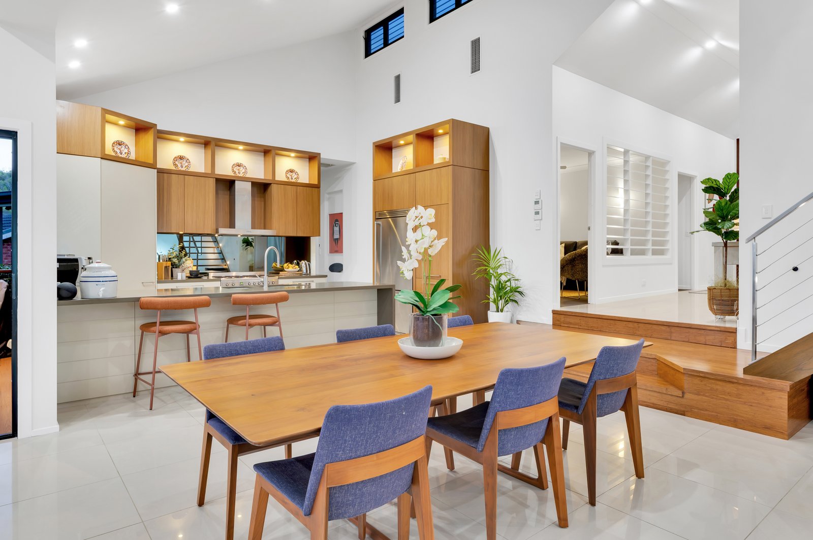 18 Maralinga Drive ASHMORE 19