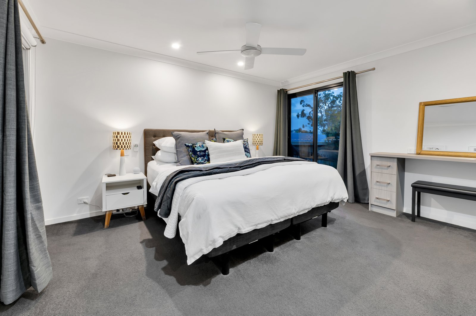 18 Maralinga Drive ASHMORE 24