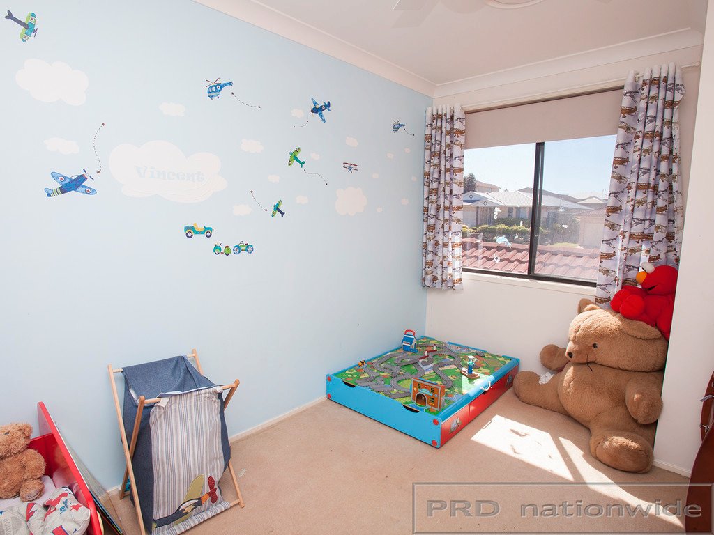 18 Maybush Avenue THORNTON 14