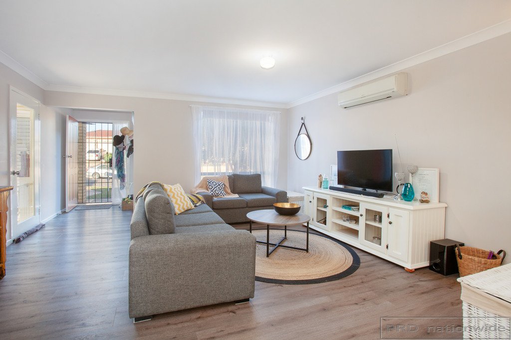 18 Maybush Avenue THORNTON 2