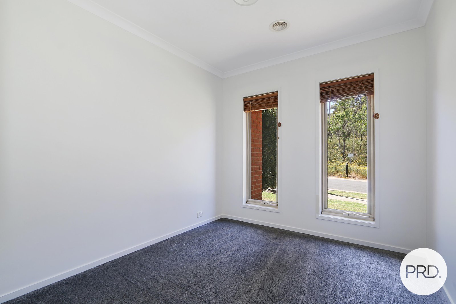 18 Mcauliffe Street WODONGA 12