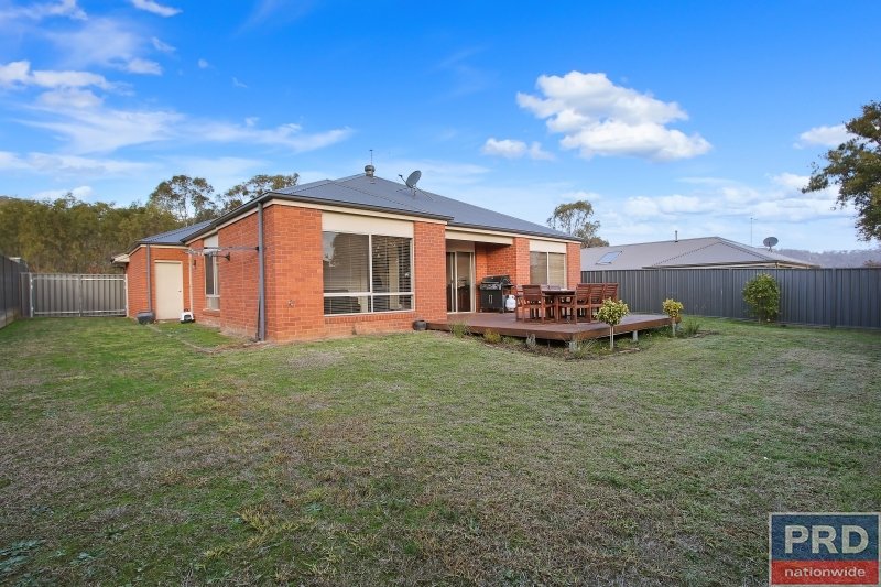 18 Mcauliffe Street WODONGA 9