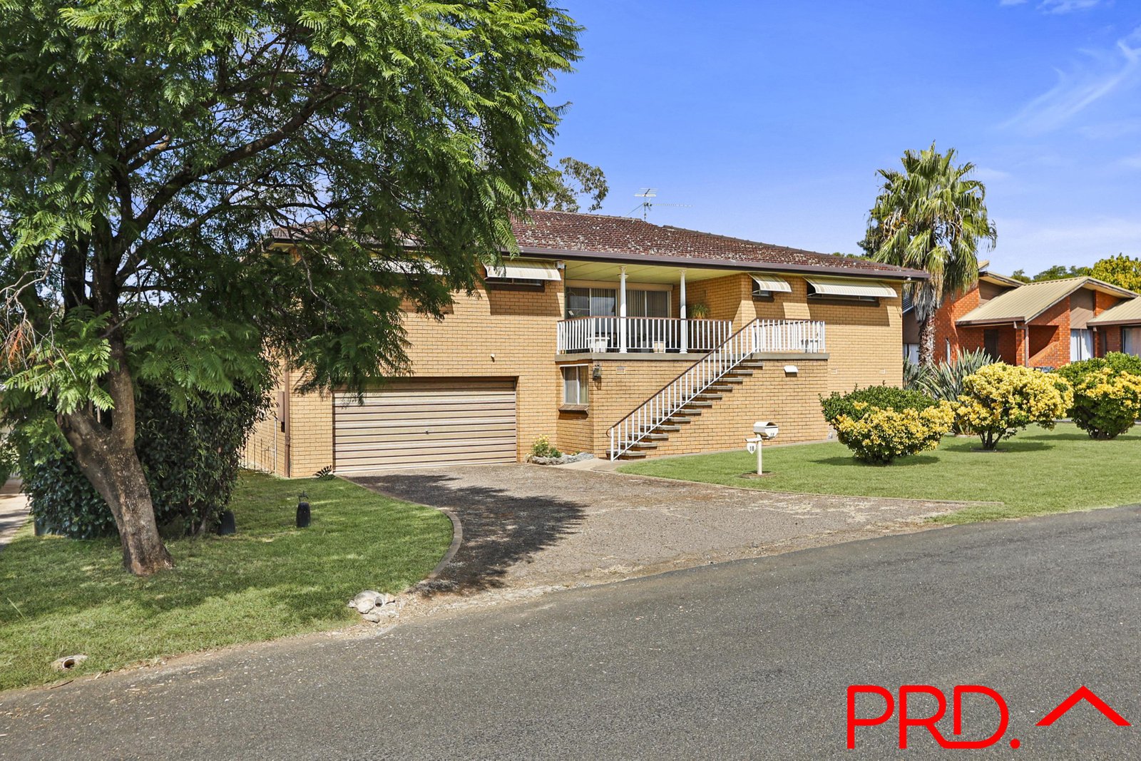 18 McDonald Crescent TAMWORTH 3