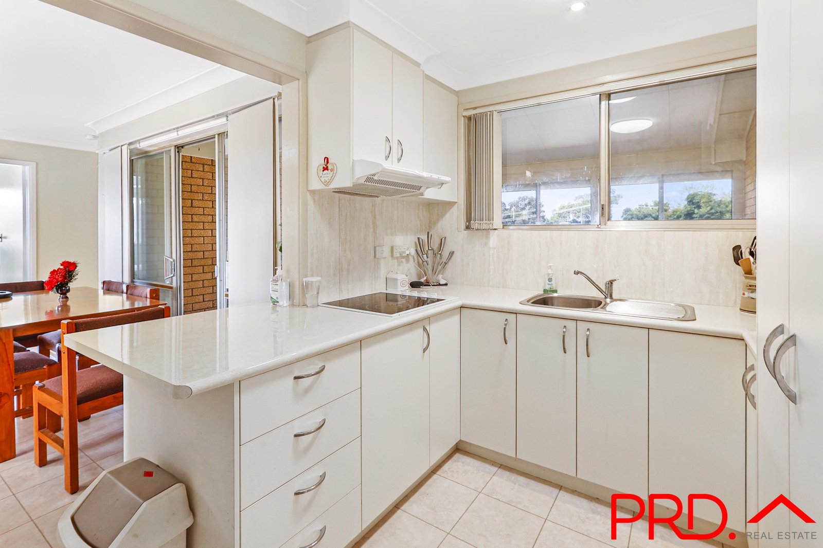 18 McDonald Crescent TAMWORTH 9