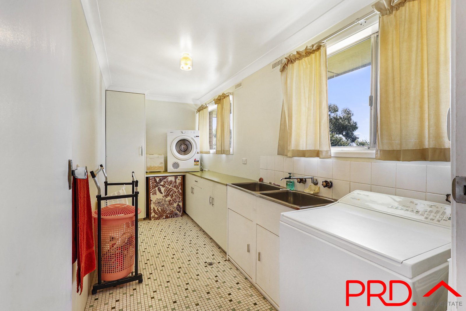 18 McDonald Crescent TAMWORTH 22