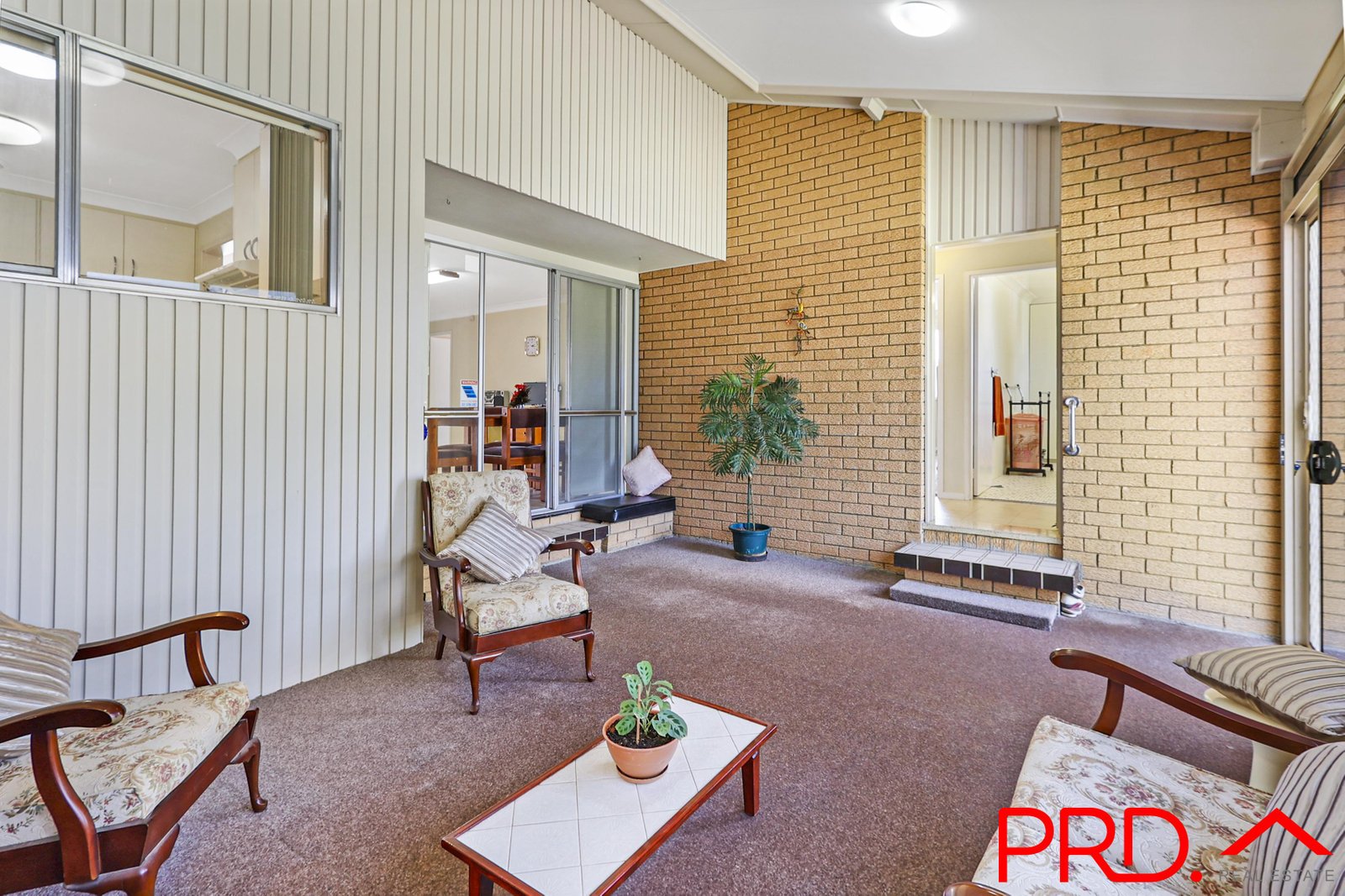 18 McDonald Crescent TAMWORTH 23