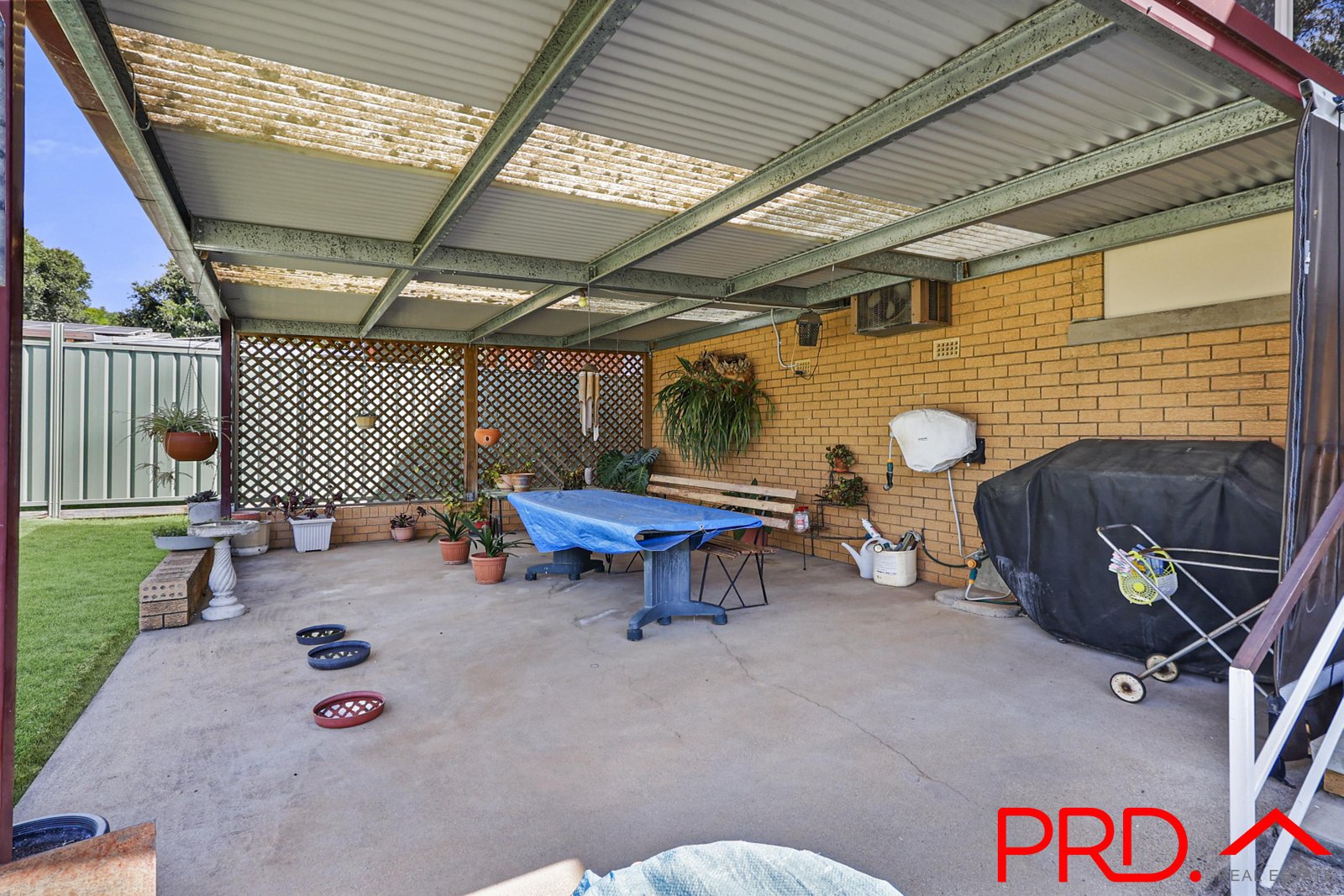 18 McDonald Crescent TAMWORTH 24