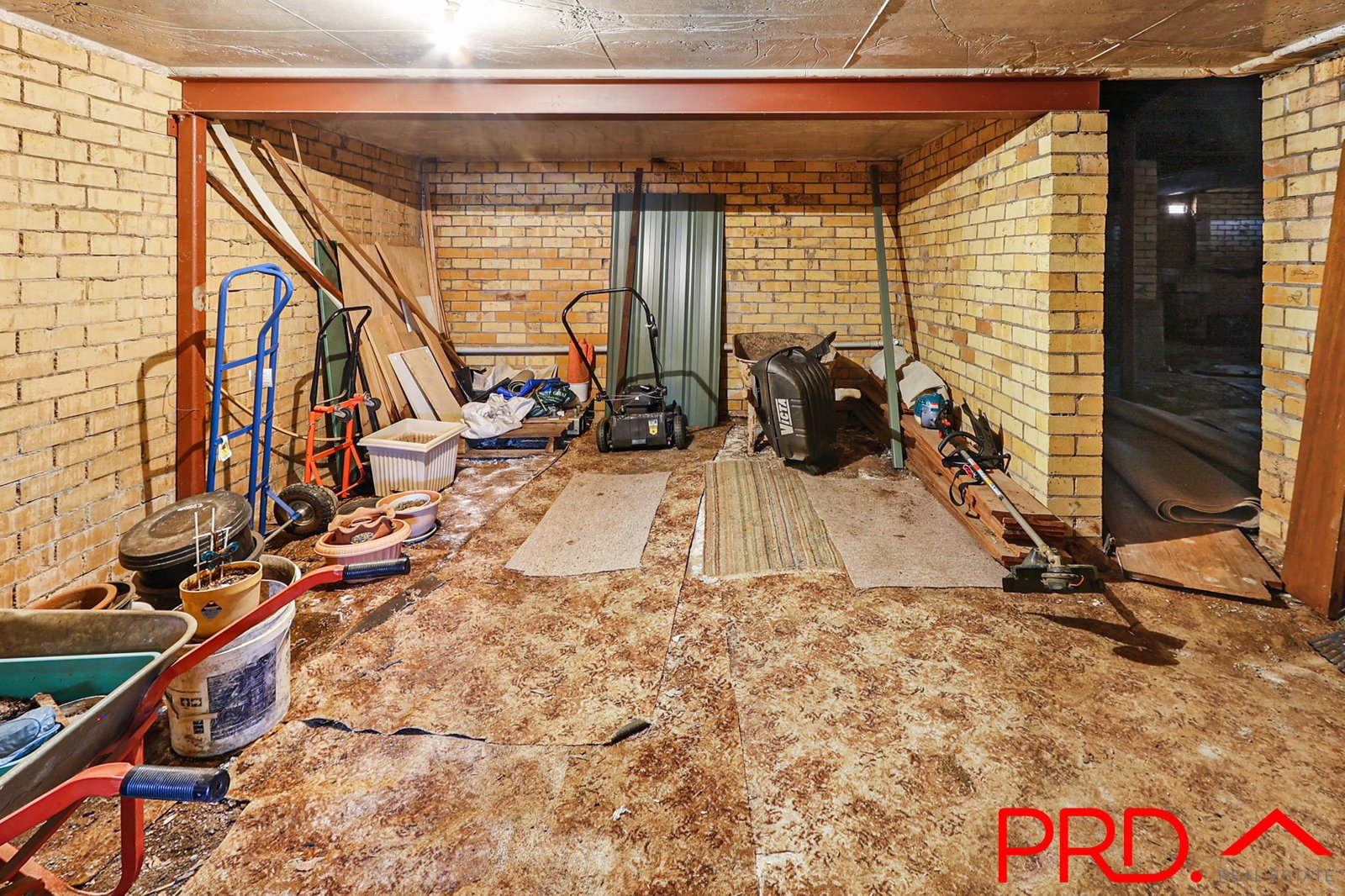 18 McDonald Crescent TAMWORTH 31