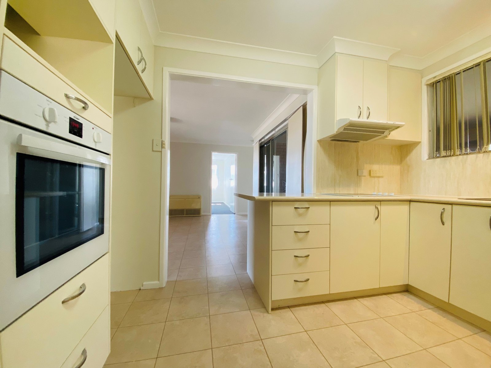 18 McDonald Crescent TAMWORTH 7