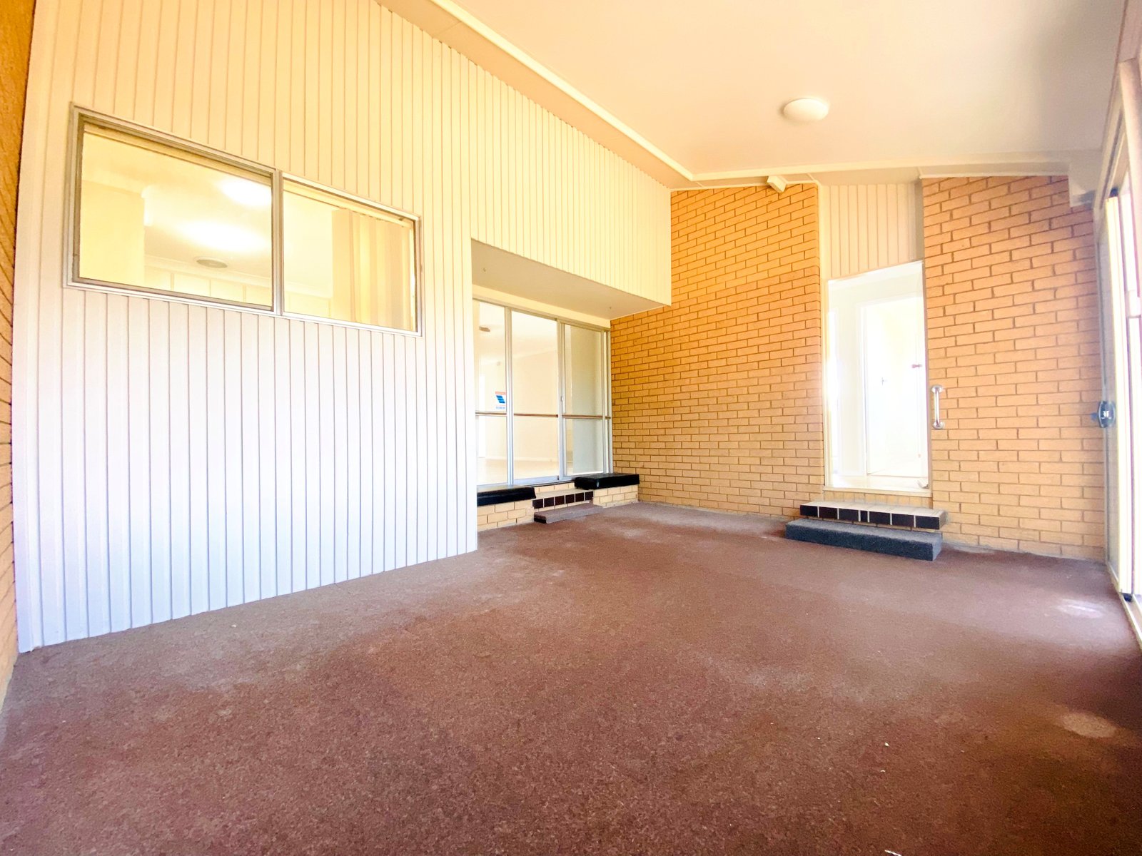 18 McDonald Crescent TAMWORTH 14