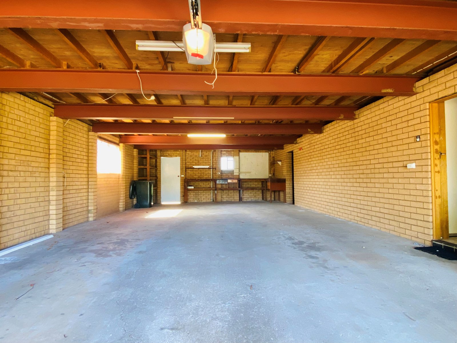 18 McDonald Crescent TAMWORTH 19