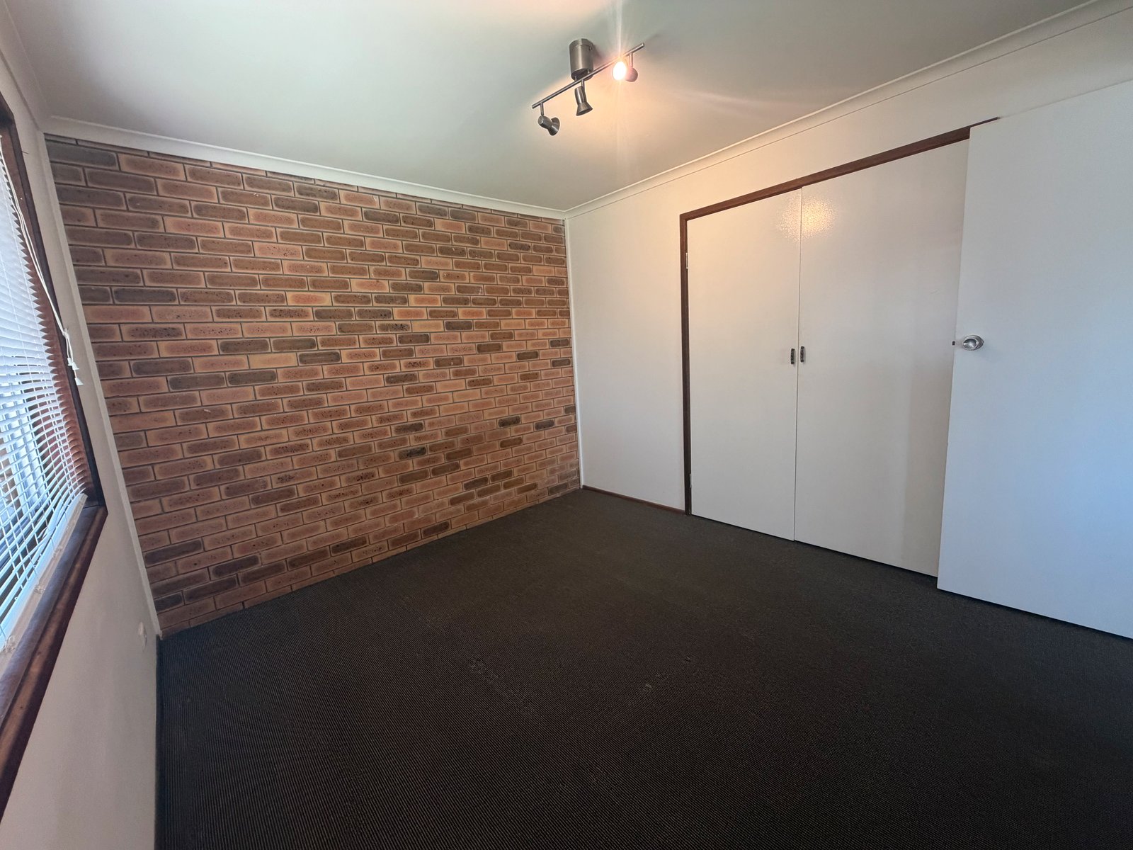 1/8 Melrose Place SOUTHPORT 10