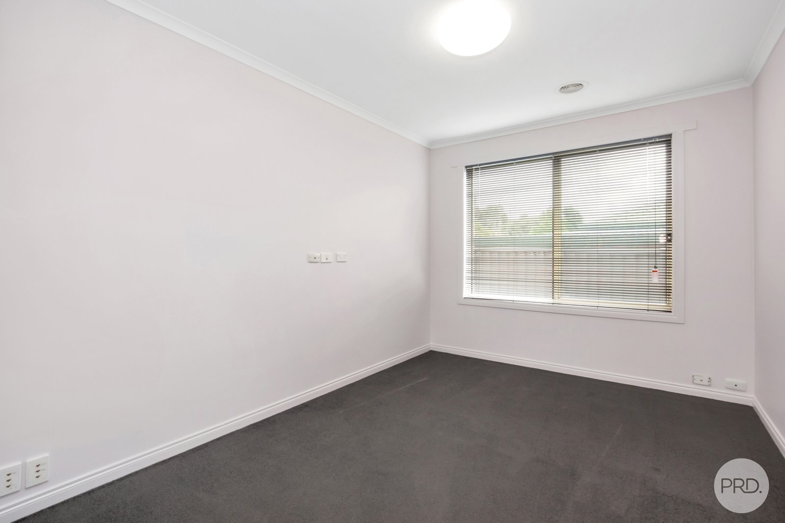 18 Melvyn Crescent MOUNT CLEAR 12