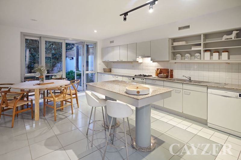 Gallery: 18 Mills Street