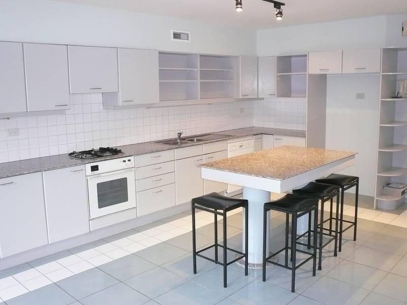 Gallery: 18 Mills Street