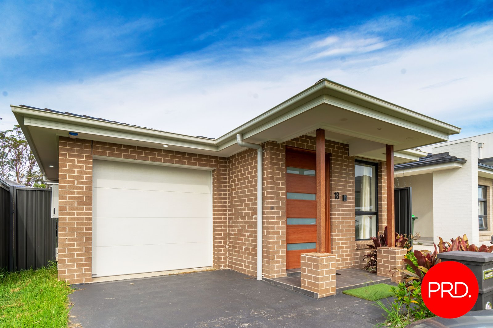 18 Mimosa Street GREGORY HILLS 2
