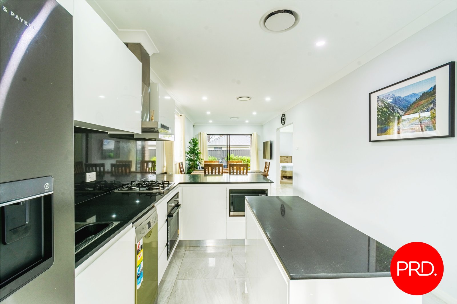 18 Mimosa Street GREGORY HILLS 6