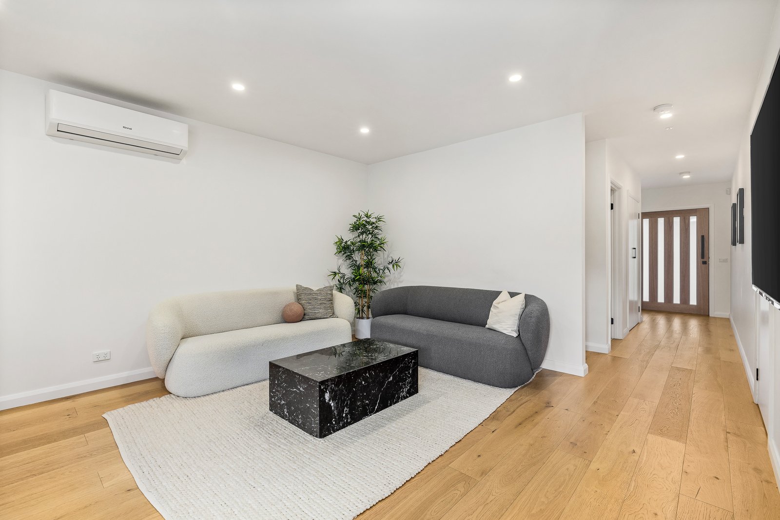 Gallery: 18 Molesworth Street