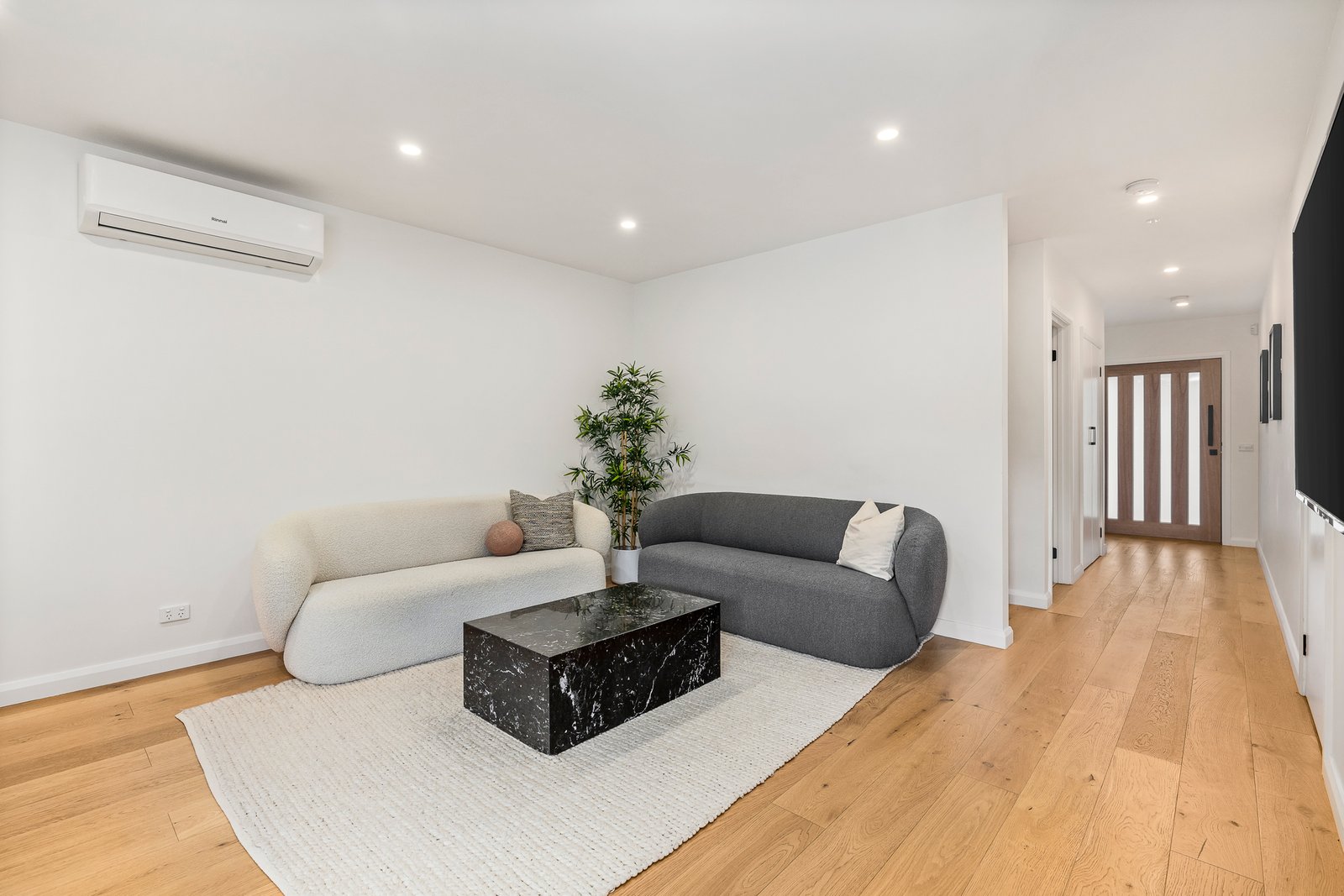 Gallery: 18 Molesworth Street