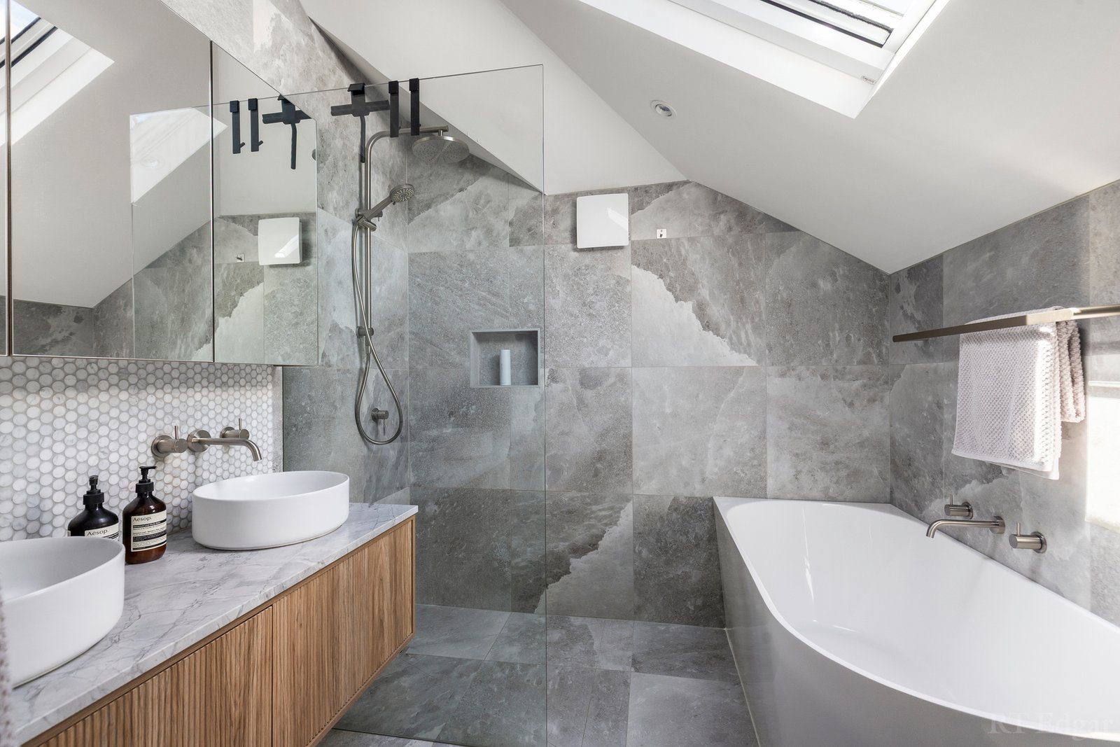 Real Estate and Property in 18 Moore Street, South Yarra, VIC