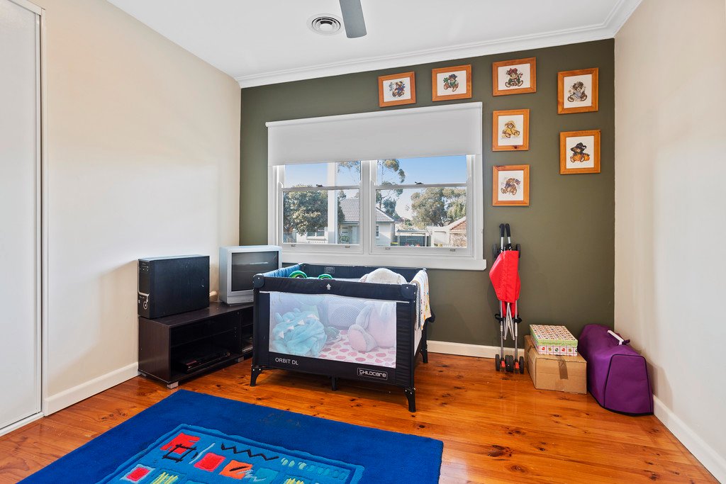 18 Moray Crescent NORTH BENDIGO 9