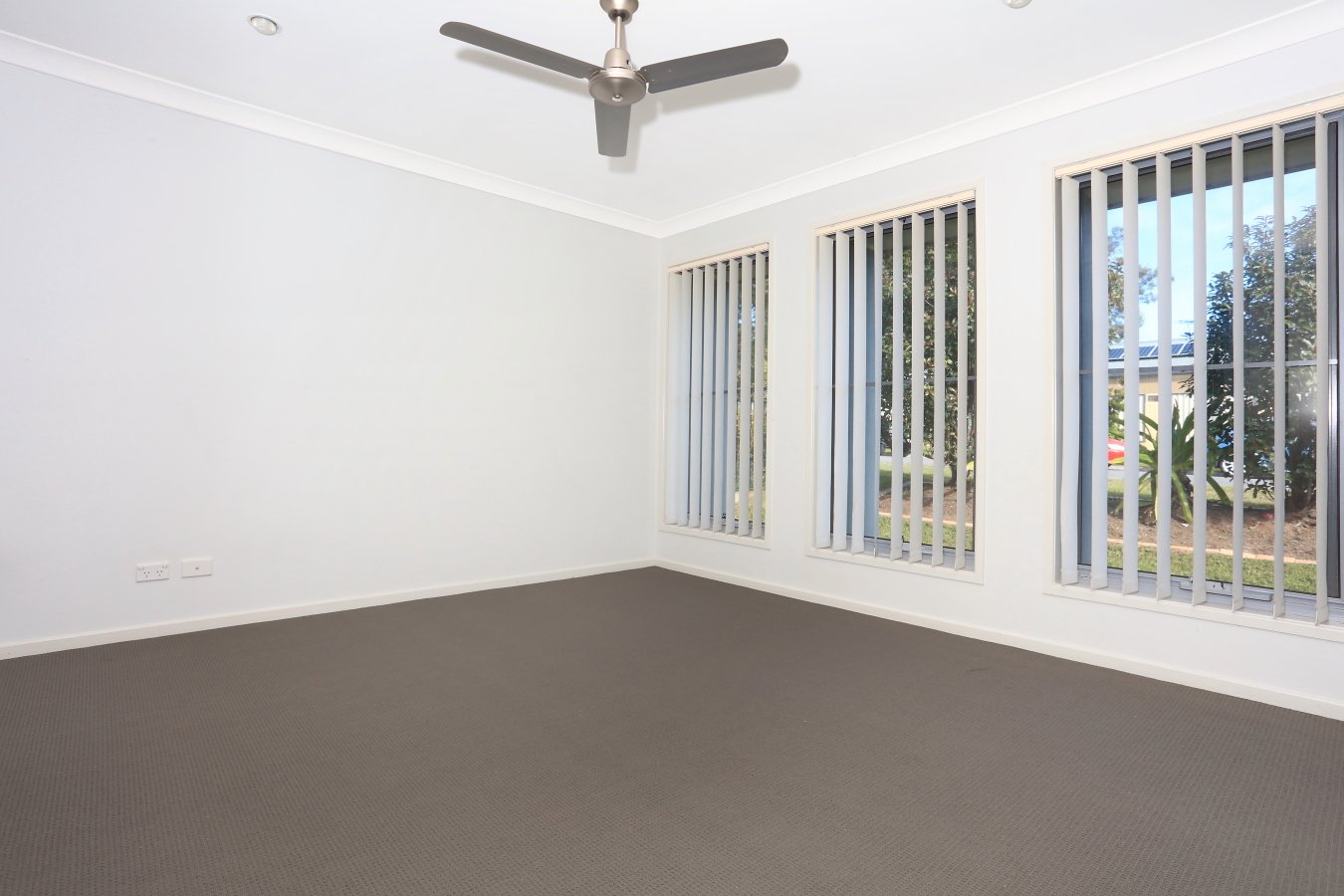 18 Mothership Drive BERRINBA 9