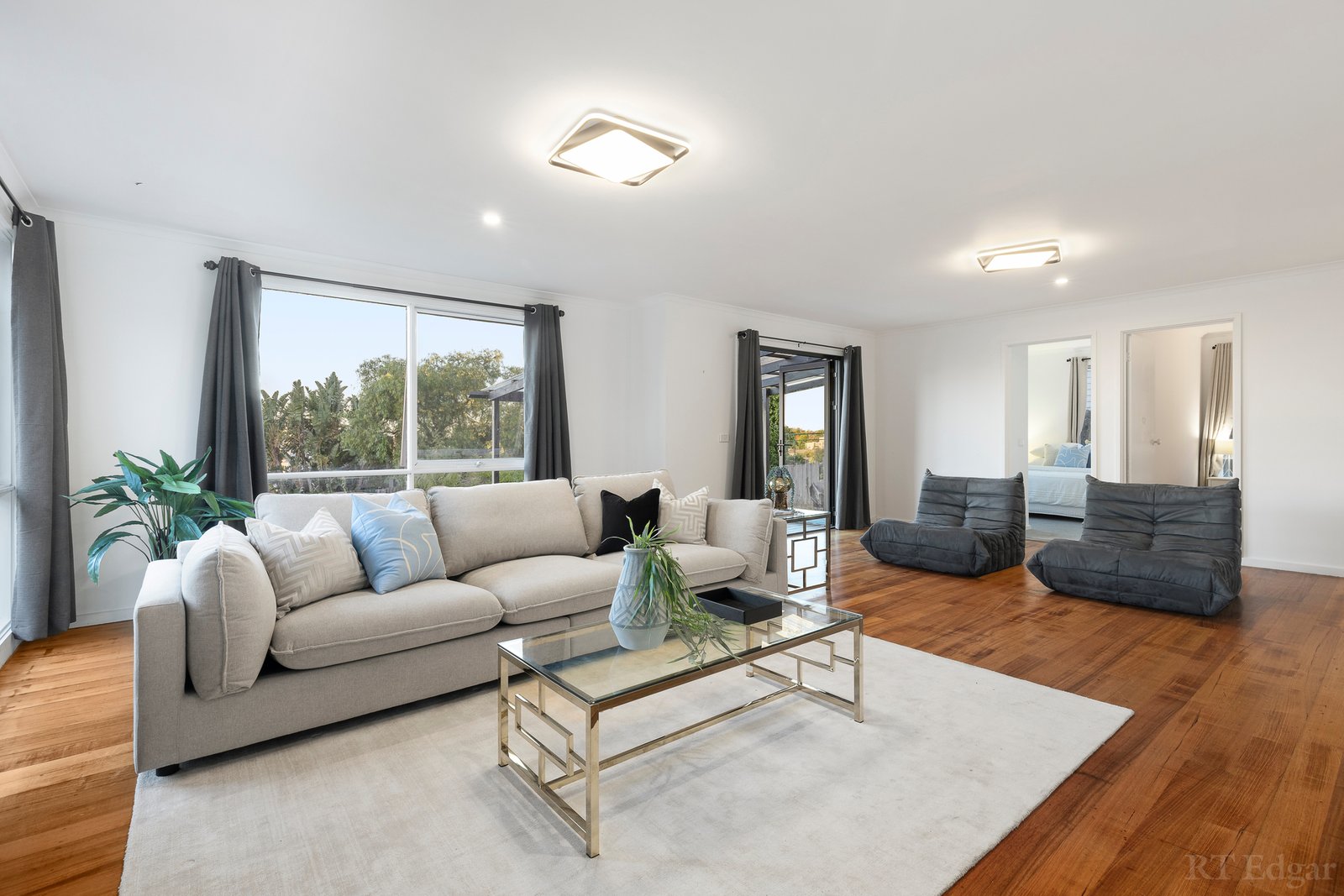 Real Estate and Property in 18 Mowbray Street, Hawthorn East, VIC