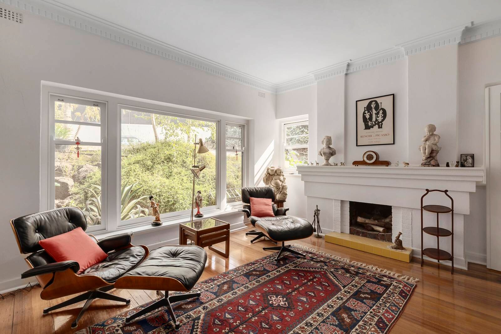 Real Estate and Property in 18 Myrnong Crescent, Toorak, VIC