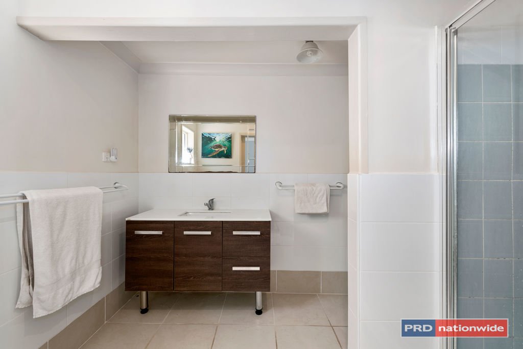 18 Newport Crescent BOAMBEE EAST 22