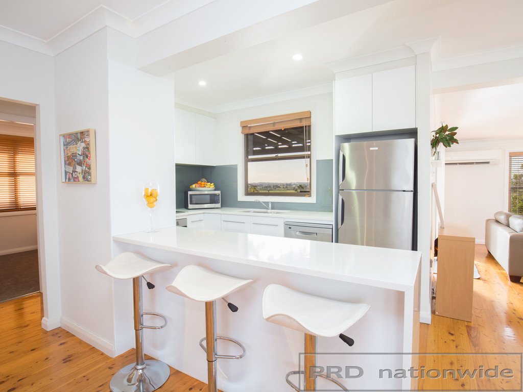 18 Northcott Avenue EAST MAITLAND 9