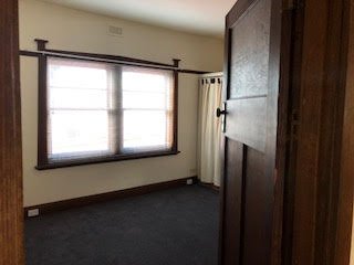 18 Oakley Street NEW TOWN 4